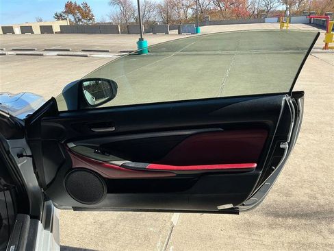 Used 2016 Lexus RC 200t image 34