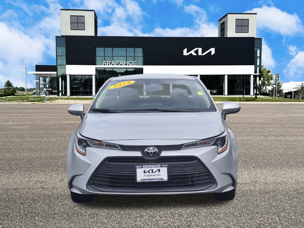 Used 2024 Toyota Corolla LE FWD image 3