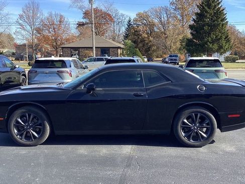 Used 2020 Dodge Challenger SXT w/ Blacktop Package image 3