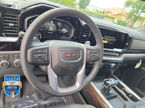New 2026 GMC Sierra 1500 Elevation w/ Elevation Premium Package AWD/4WD image 17
