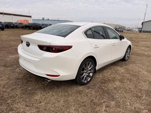 New 2026 MAZDA MAZDA3 2.5 S Sedan w/ Preferred Pkg image 6