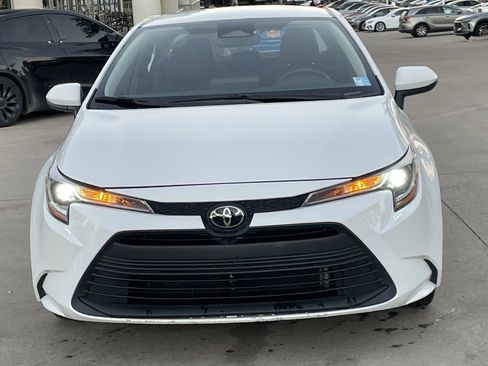 Used 2024 Toyota Corolla LE image 6