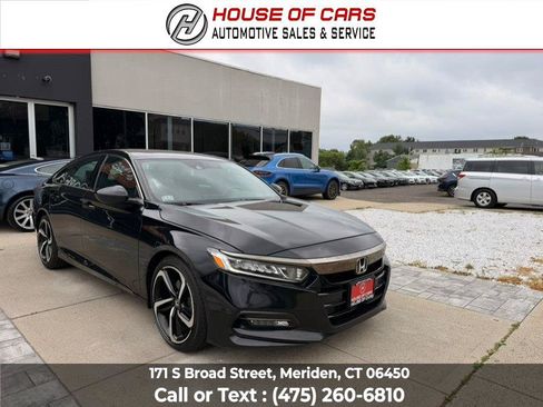 Used 2019 Honda Accord Sport image 3