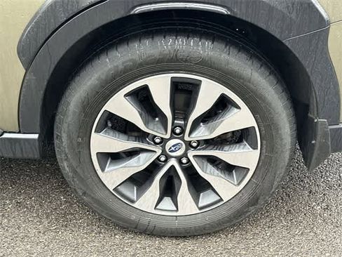 Certified 2023 Subaru Outback Limited image 5