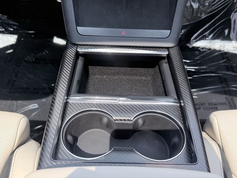 Used 2026 Tesla Model S Plaid AWD/4WD image 52