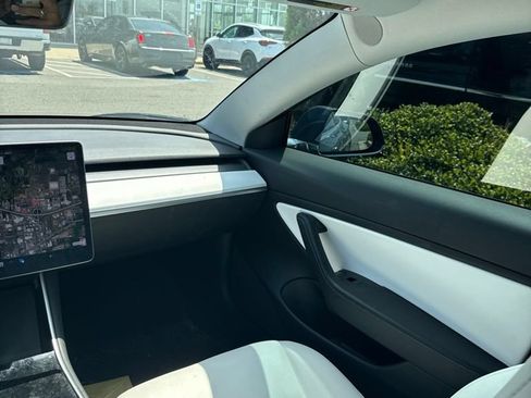 Used 2019 Tesla Model 3 Performance AWD/4WD image 11