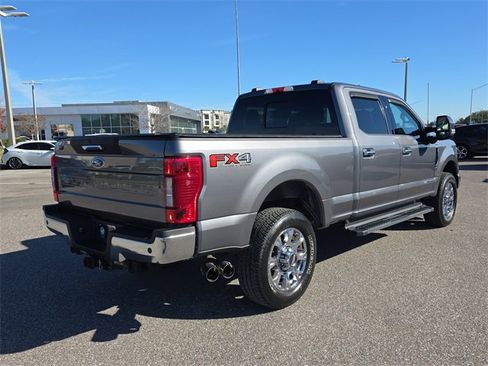 Used 2022 Ford F250 Lariat w/ Chrome Package image 4