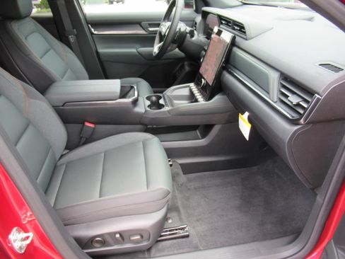 New 2027 GMC Terrain AT4 w/ Convenience Package III AWD/4WD image 10