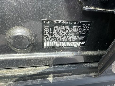 Used 2023 Honda HR-V LX image 6