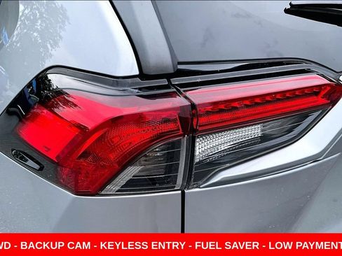 Used 2020 Toyota RAV4 LE w/ All Weather Liner Package AWD/4WD image 22