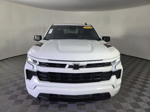 Used 2023 Chevrolet Silverado 1500 RST w/ Convenience Package II AWD/4WD image 3