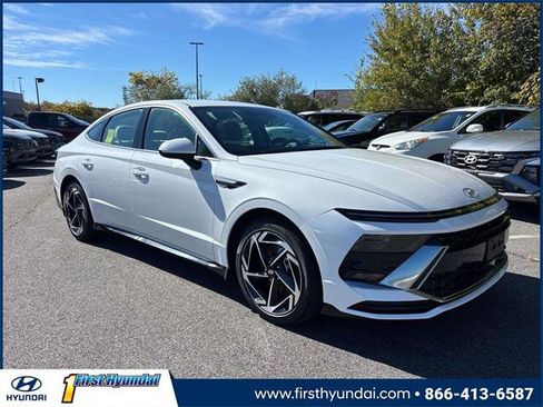 New 2026 Hyundai Sonata SEL image 1