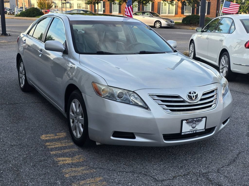 Used 2007 Toyota Camry Hybrid w/ Leather Pkg FWD image 3