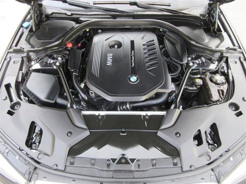 Used 2018 BMW 540i xDrive image 34