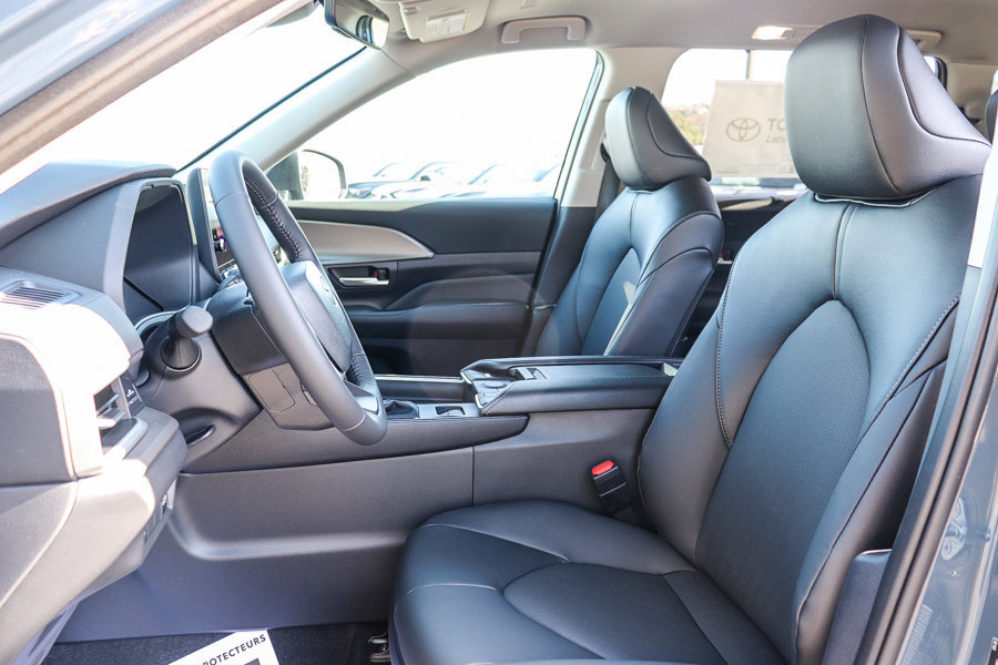 New 2026 Toyota Grand Highlander XLE FWD image 17