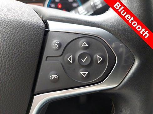 Used 2023 Chevrolet Traverse LT image 28