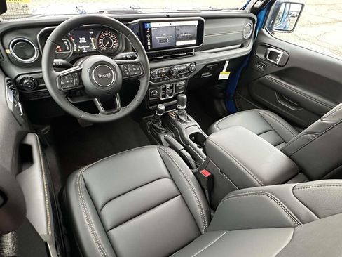 New 2026 Jeep Gladiator Sport AWD/4WD image 10