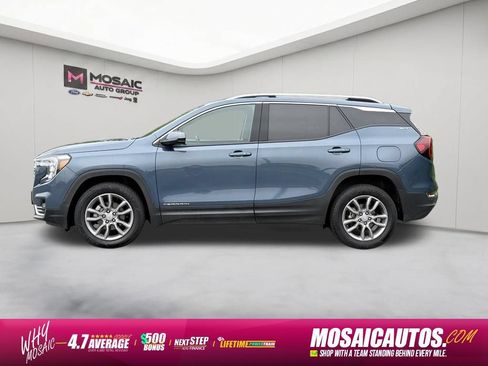 Used 2024 GMC Terrain SLT AWD/4WD image 4