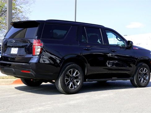 Used 2023 Chevrolet Tahoe Z71 w/ Luxury Package image 5