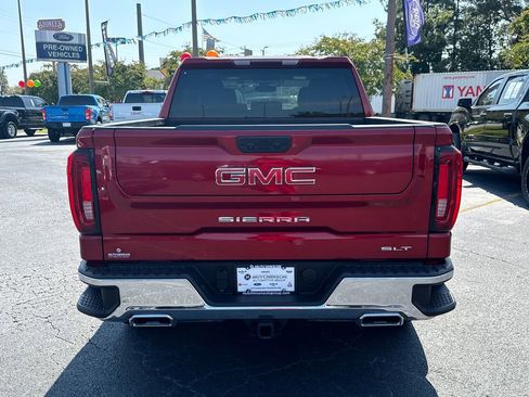 Used 2023 GMC Sierra 1500 SLT w/ SLT Premium Package AWD/4WD image 4