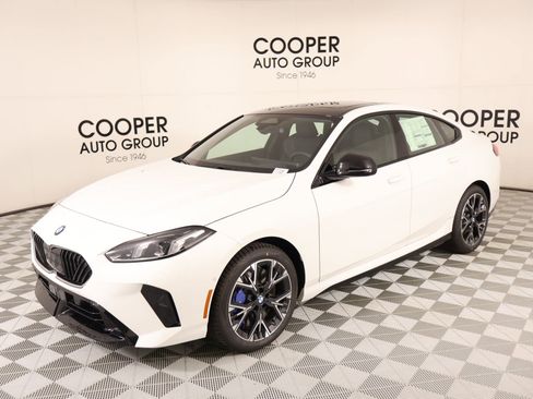 New 2026 BMW 228i xDrive w/ Technology Package AWD/4WD image 10