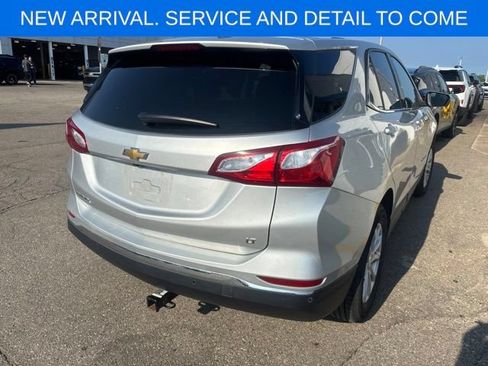 Used 2019 Chevrolet Equinox LT w/ Driver Convenience Package FWD image 7
