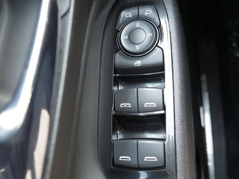 Certified 2024 Chevrolet Equinox Premier AWD/4WD image 30