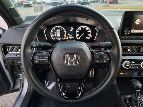 Used 2023 Honda Civic Sport image 25