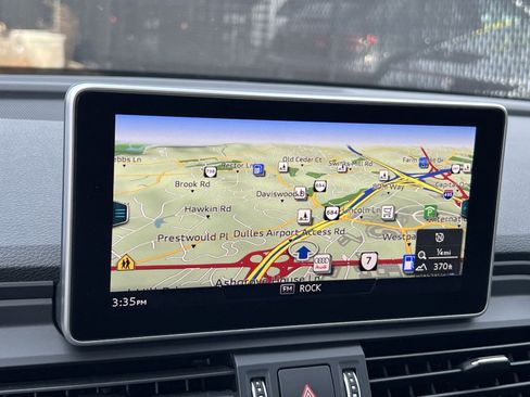 Used 2018 Audi SQ5 Prestige image 19