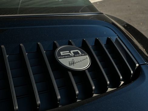 Certified 2024 Porsche 911 image 33