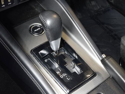 Used 2020 Mitsubishi Outlander Sport SE AWD/4WD image 25