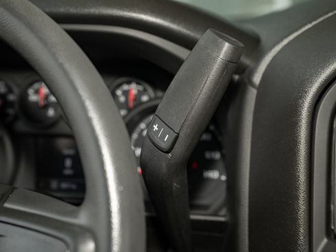 Used 2023 Chevrolet Silverado 1500 Custom image 29