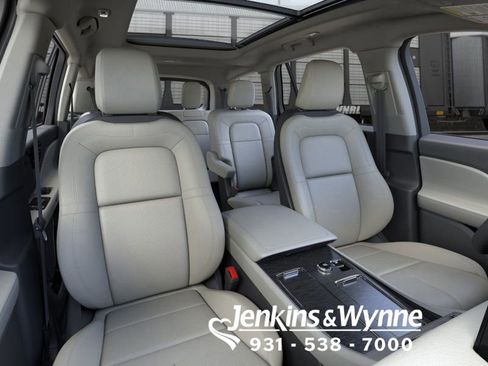 New 2026 Lincoln Aviator Reserve AWD/4WD image 10