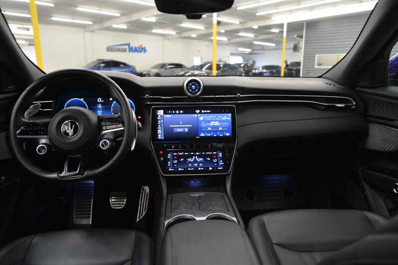 Used 2023 Maserati Grecale Modena AWD/4WD image 26