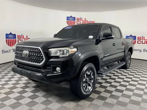 Used 2018 Toyota Tacoma TRD Off-Road RWD image 7