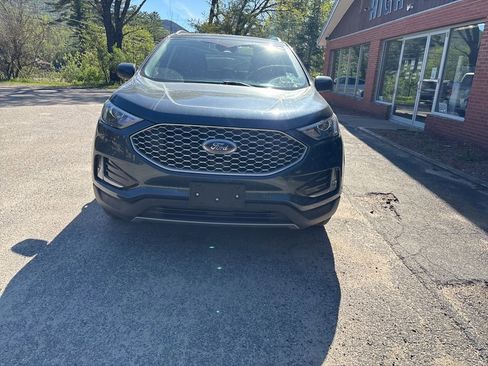 Used 2023 Ford Edge SEL w/ Convenience Package AWD/4WD image 2