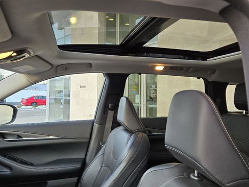 Certified 2023 INFINITI QX60 Luxe image 9