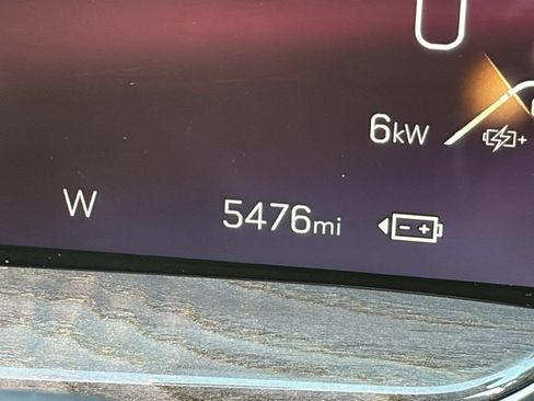 Used 2025 Cadillac Escalade IQ Sport 2 AWD/4WD image 33