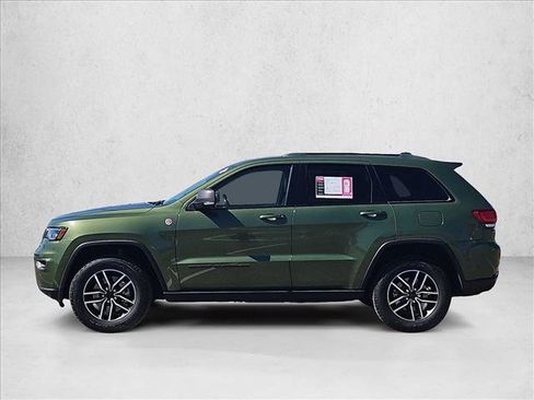 Used 2021 Jeep Grand Cherokee Trailhawk w/ Trailhawk Luxury Group image 9