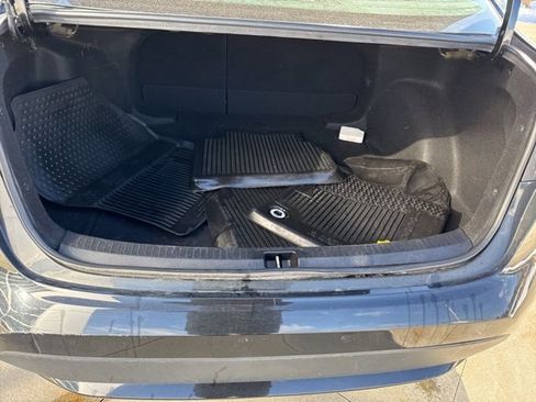 Used 2021 Toyota Corolla LE image 26