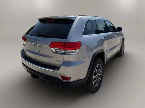 Used 2018 Jeep Grand Cherokee Limited AWD/4WD image 7