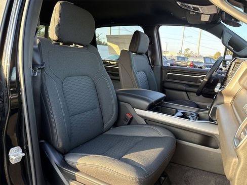 New 2026 RAM 1500 4x4 Crew Cab image 27