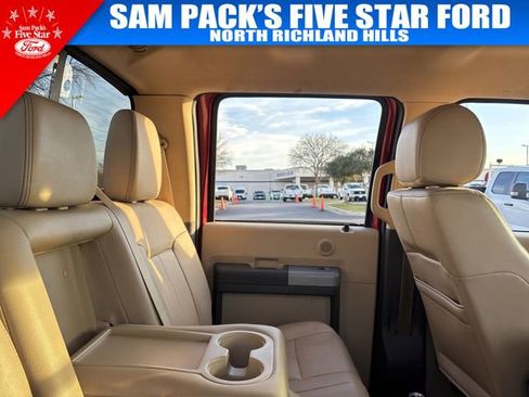 Used 2016 Ford F250 Lariat w/ Lariat Interior Package image 16