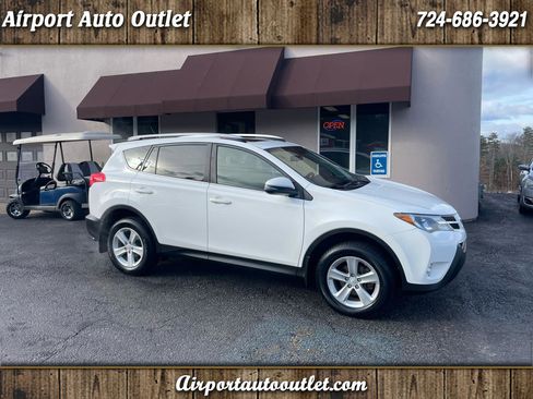 Used 2014 Toyota RAV4 XLE image 1