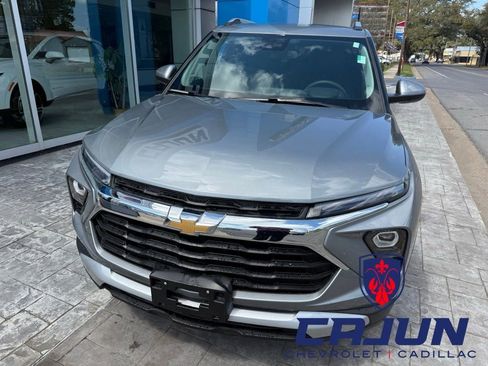 Used 2025 Chevrolet TrailBlazer LT FWD image 6