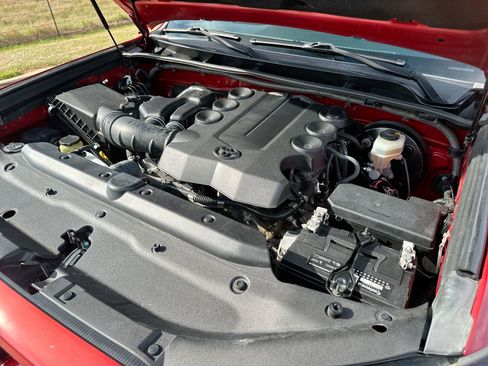 Used 2017 Toyota 4Runner SR5 image 23