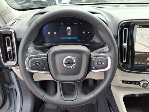 New 2026 Volvo XC40 B5 Plus w/ Protection Package Premier AWD/4WD image 22