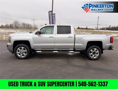 Used 2017 Chevrolet Silverado 2500 LTZ w/ Duramax Plus Package image 7