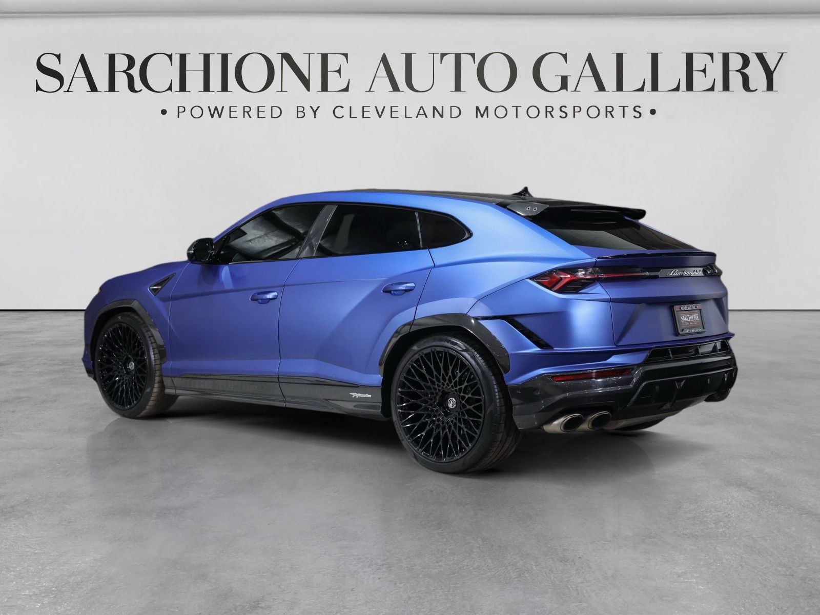 Used 2023 Lamborghini Urus Performante AWD/4WD image 2