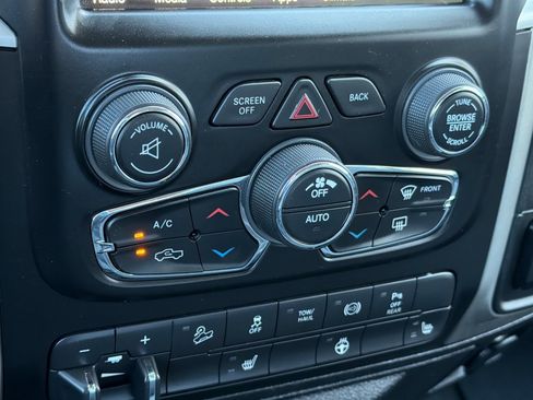 Used 2017 RAM 2500 Big Horn image 19